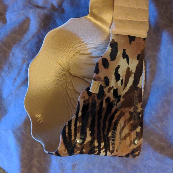 La Senza Strapless Bra C36 Bra Animal Print Cheetah Print Bra 36C - Picture 6 of 16
